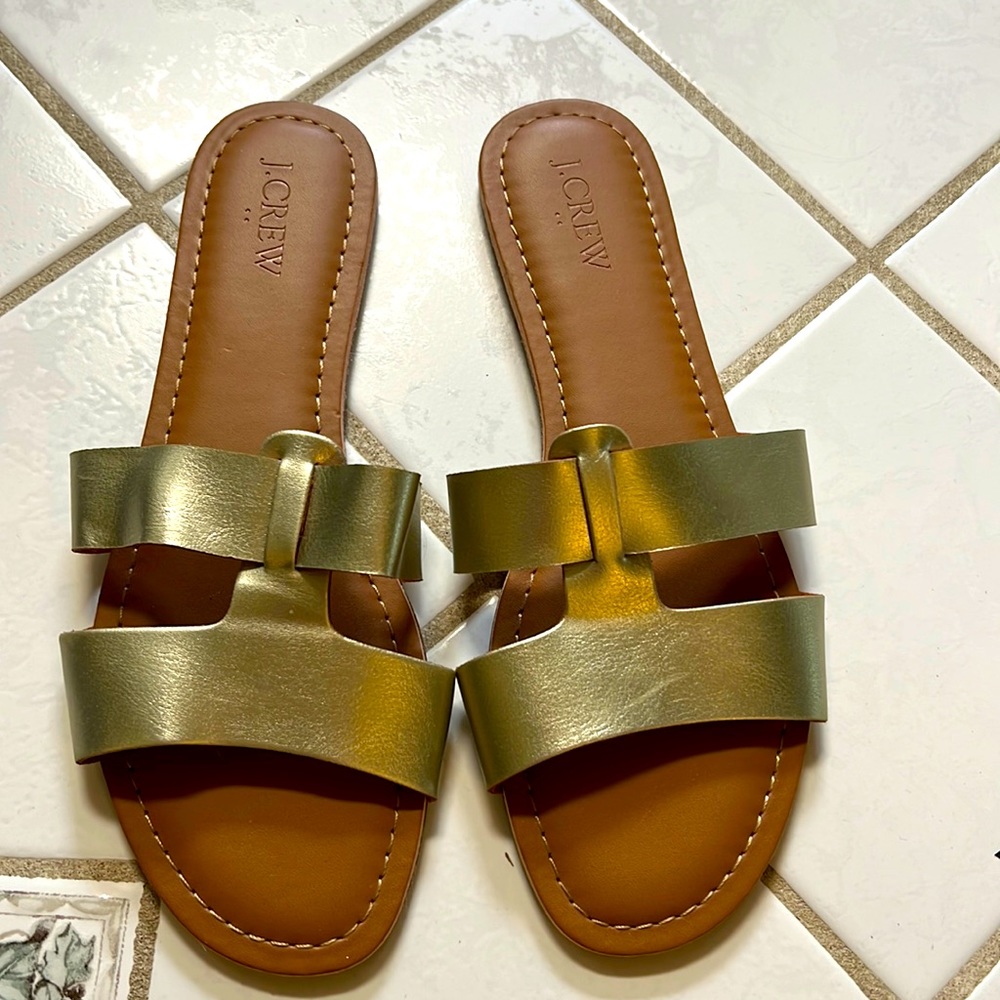 Gold slides. For more like size 7